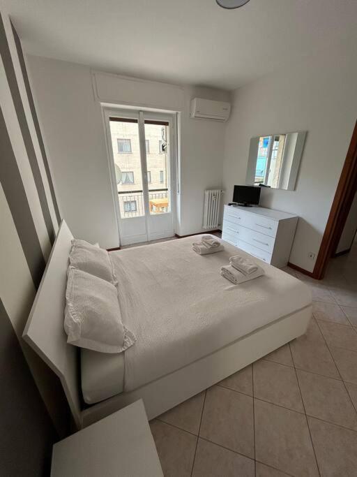 Cozy Apartment San Siro - Fiera Milano Exteriör bild
