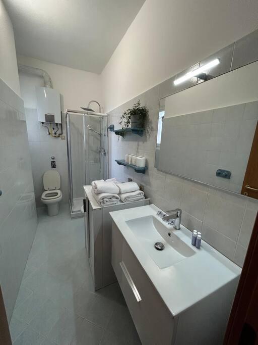 Cozy Apartment San Siro - Fiera Milano Exteriör bild